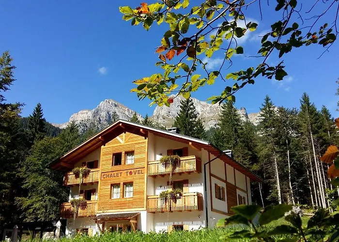 Chalet Tovel - Mountain Lake